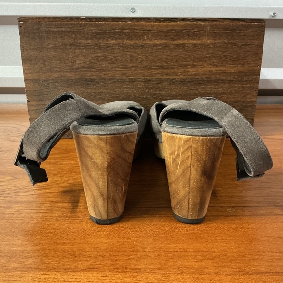 Cordani Womens Gray Suede Wooden Platform Sandals Size 39 US 8.5 Chunky Heel - Picture 4 of 8